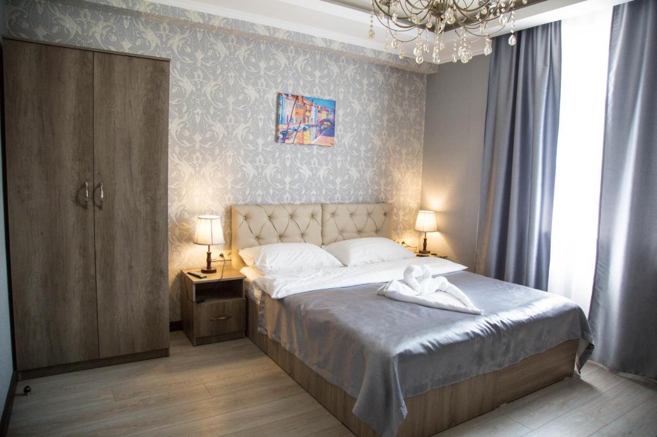De'Mar Hotel Бишкек Екстериор снимка