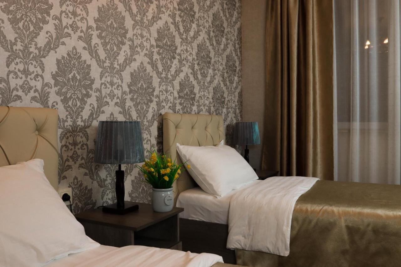 De'Mar Hotel Бишкек Екстериор снимка