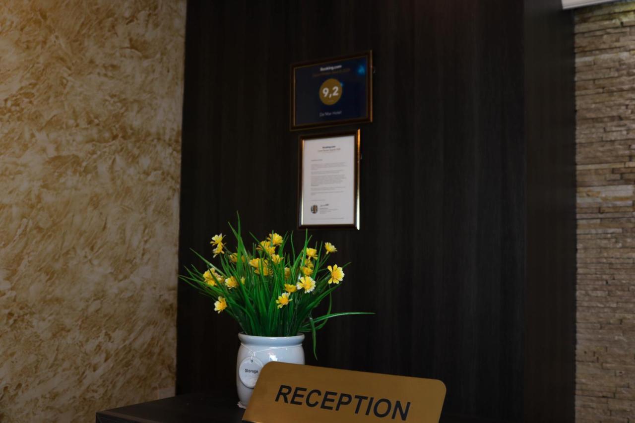 De'Mar Hotel Бишкек Екстериор снимка