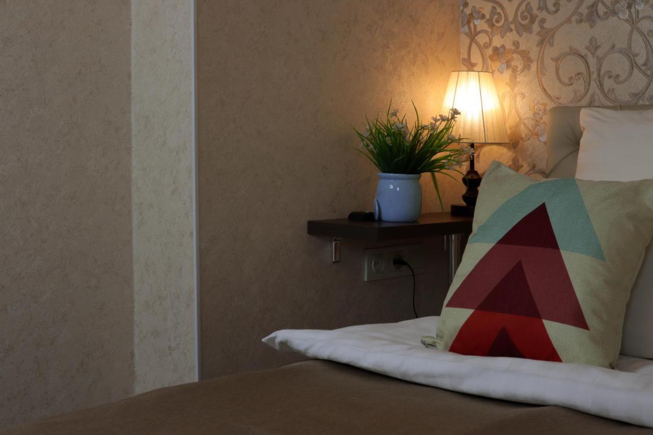De'Mar Hotel Бишкек Екстериор снимка