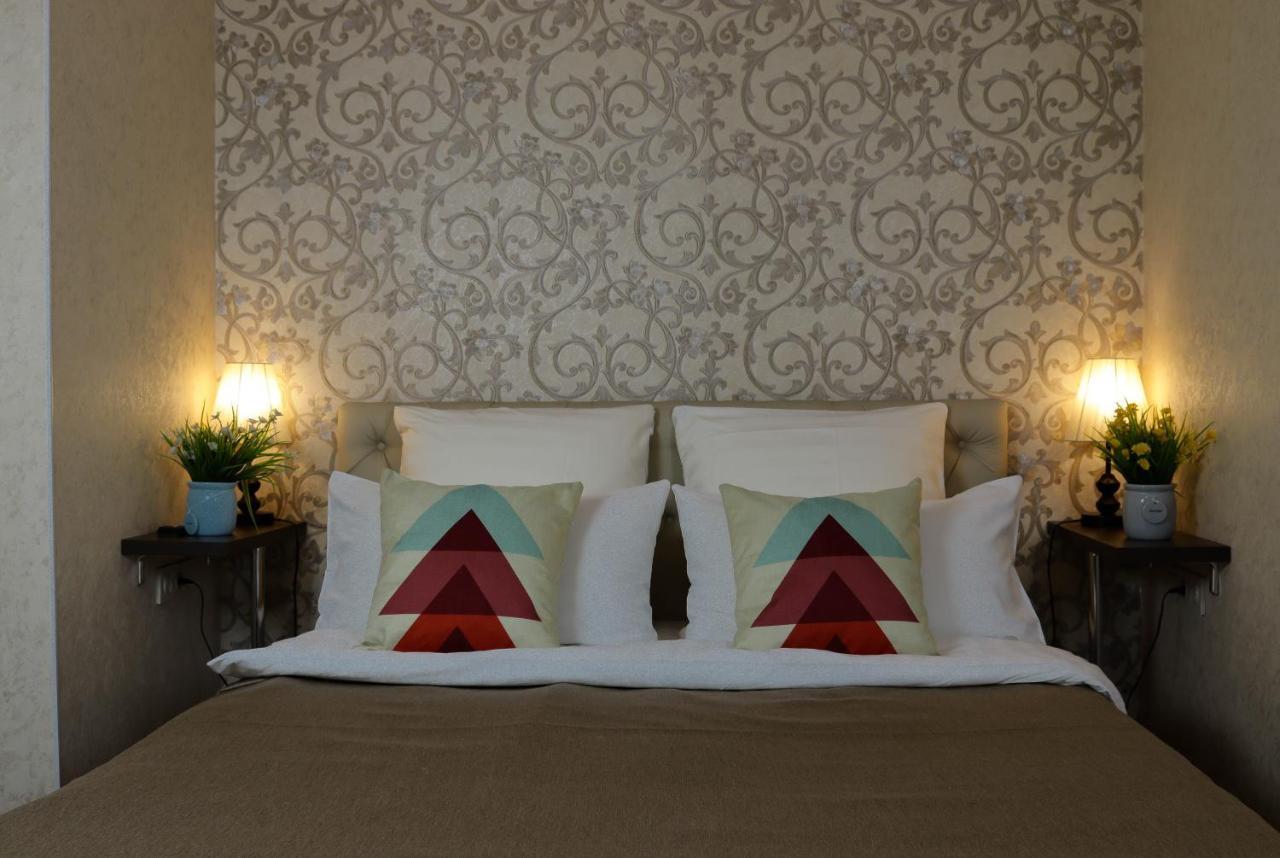 De'Mar Hotel Бишкек Екстериор снимка